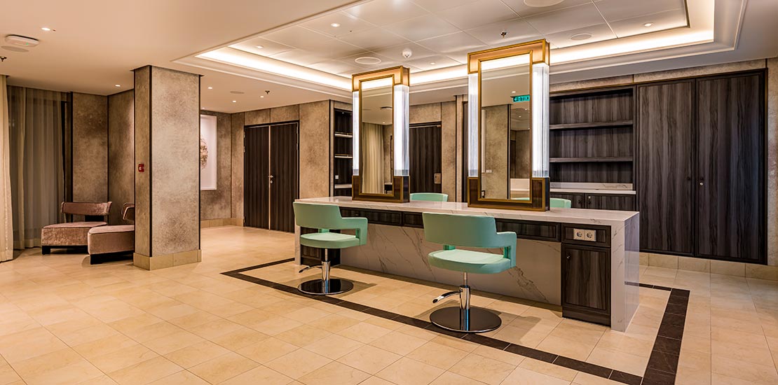 Spirit of Adventure - The Salon